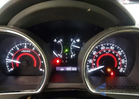 2012 Toyota Highlander Base V6 z USA, uszkodzony, nr VIN 5TDBK3EH2CS119642